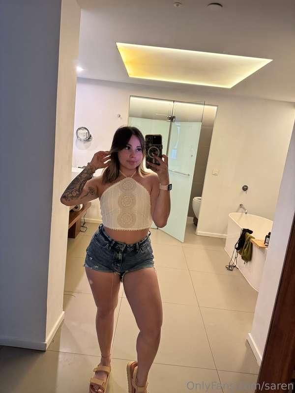 Lovi’n my top. but I think you might like it more off 😉