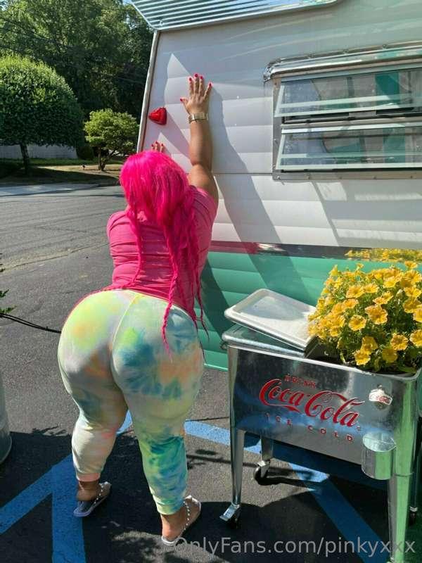 ☀️ Rise N’ Shine ☀️

Some Jumbo Bootay to go along with your..