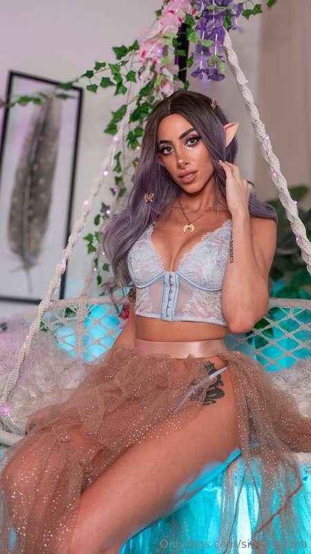 Can I be your fantasy 🧚🏼‍♀️💜