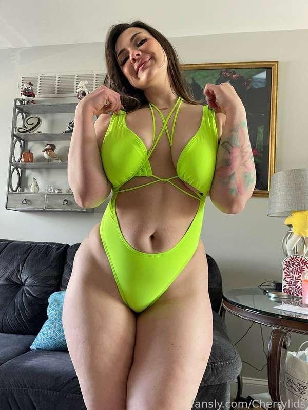 are you ready for summer?

#mommy #milf #pawg #swimsuit #bikini #bbw #curvy #chubby #busty #thighs