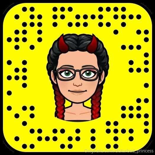 Go add my Snapchat 😈👻😘