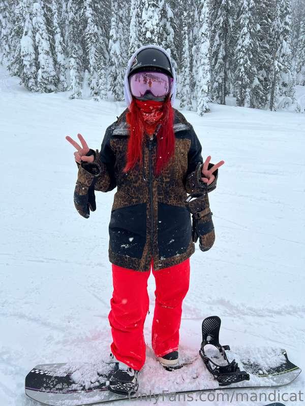 This is what I’m doing today!! Wbu?? ❄️❄️❄️