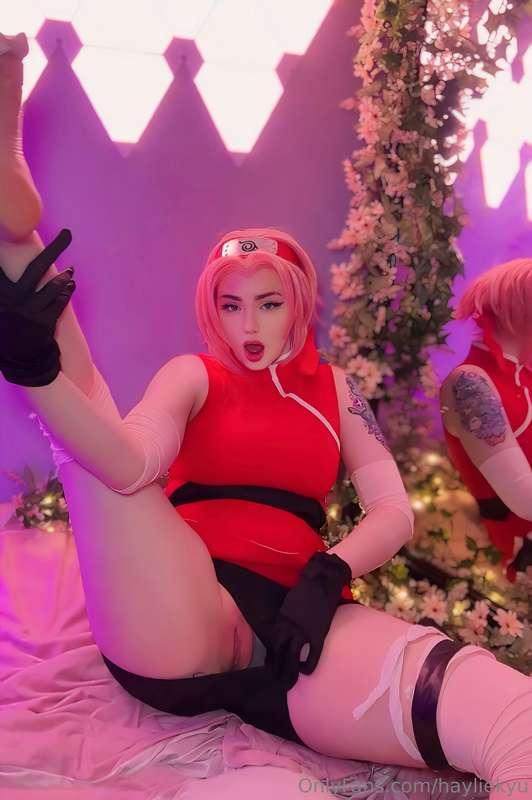 Sakura is ready to get soaked! 🥵💦