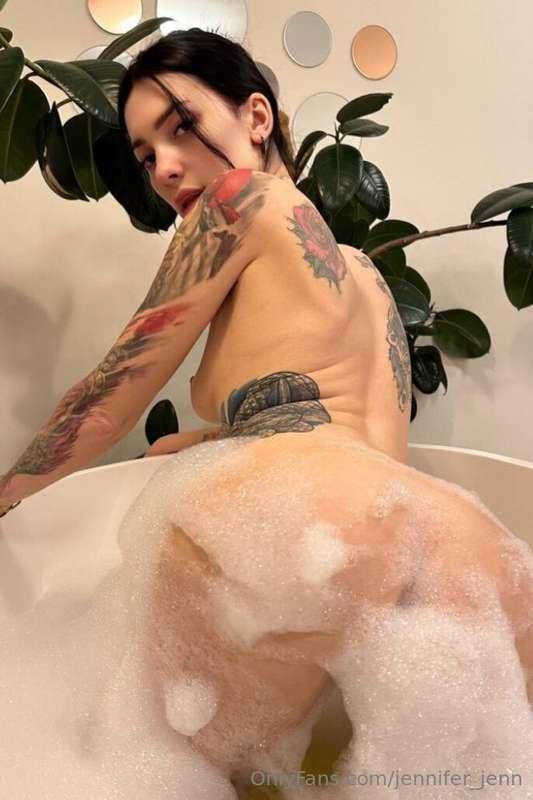 🔥FREE SUB🔥👉 @luxury_diva
Gorgeous doll for your hottest desi..