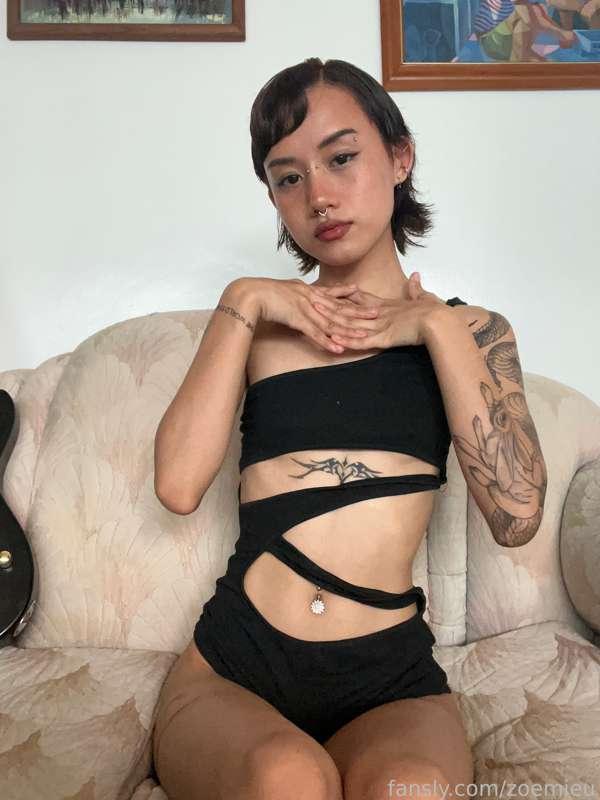 zoemieu image #3