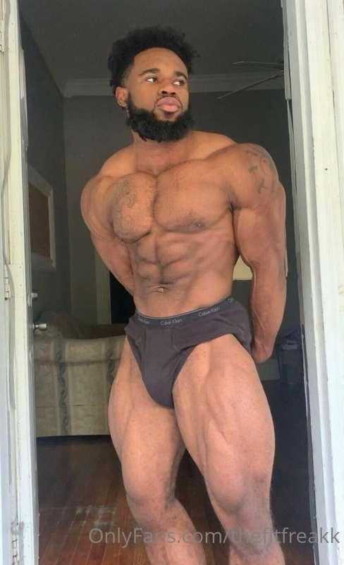 I know you like 'em big