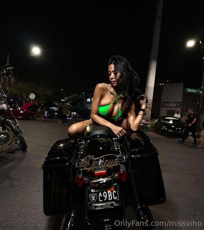 Would you let me take you for a ride? 🏍
