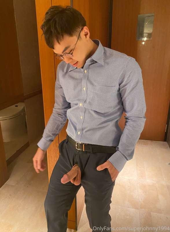 西裝控的寶寶😎