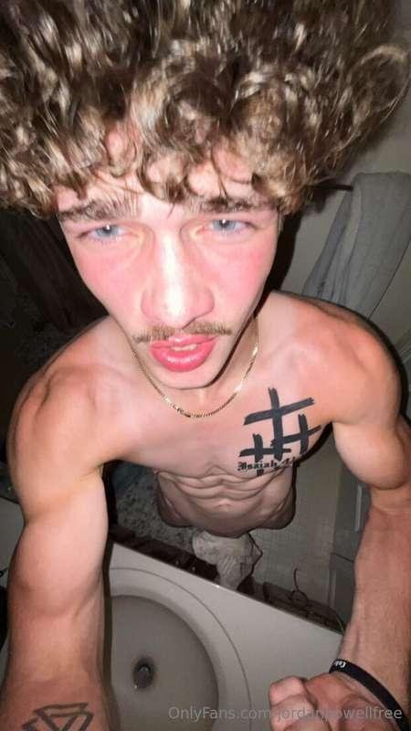 @josephyates is a hot new creator on onlyfans and HE’S SHOWI..