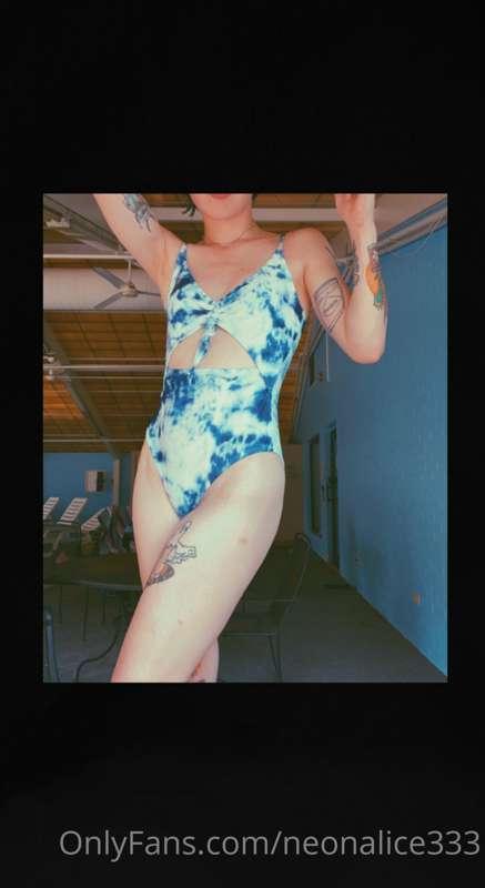 💙💙🦋 swimming kinda day