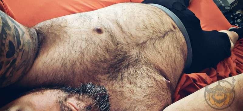 Friday morning playtime anyone? 😈 
