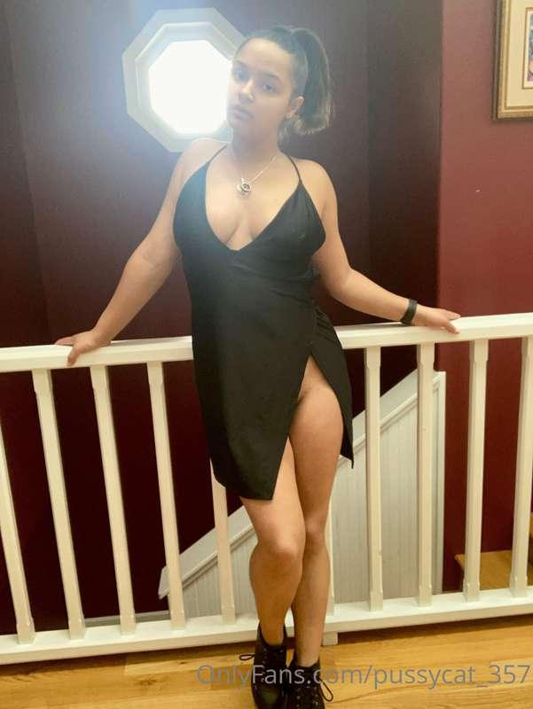 Ready for a fun night out at the bar 😜🥴 just the right combi..