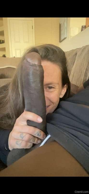 @kinglouiesmalls giant black cock.