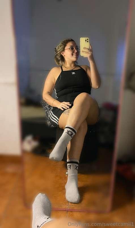 A fan gave me this dress, do you like how it looks in me, lo..