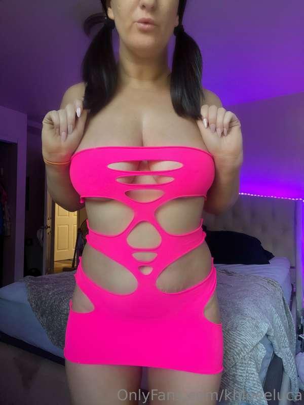 Do you like my new dress I got while in Vegas? ***I think it..