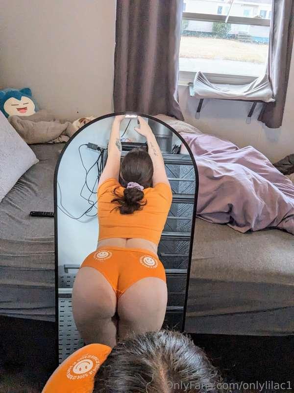Which picture is your favorite? 😍🥰🧡