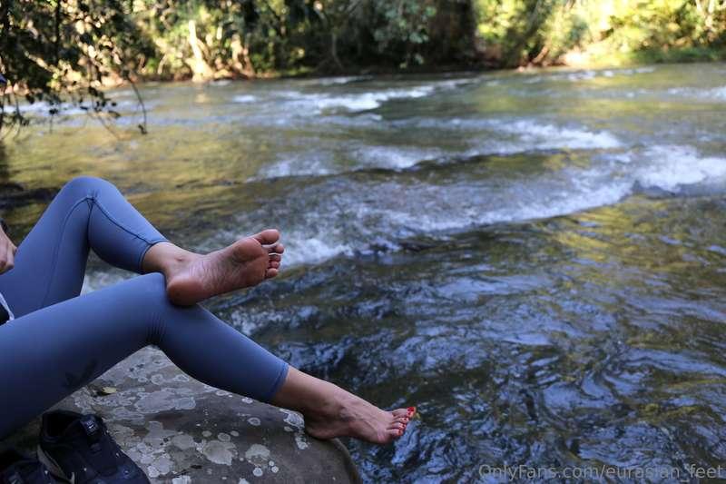 Subscribe to @eurasian_feet_vip for more! x