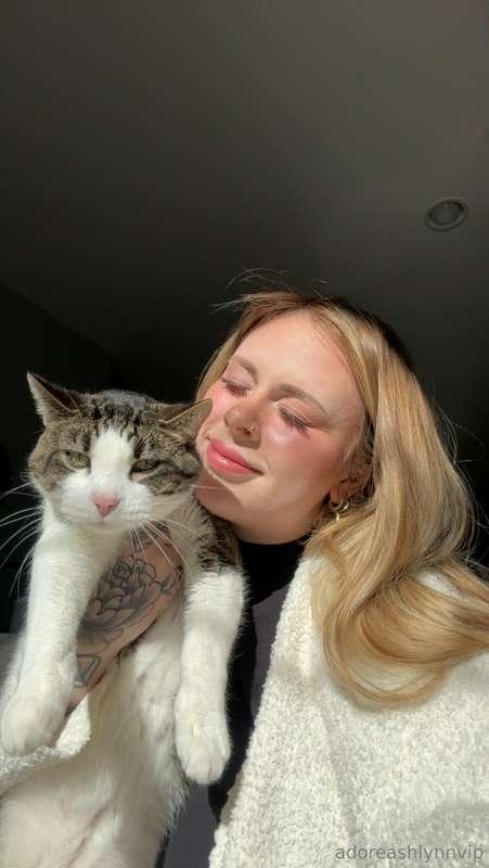 Do you know what my cats' names are?