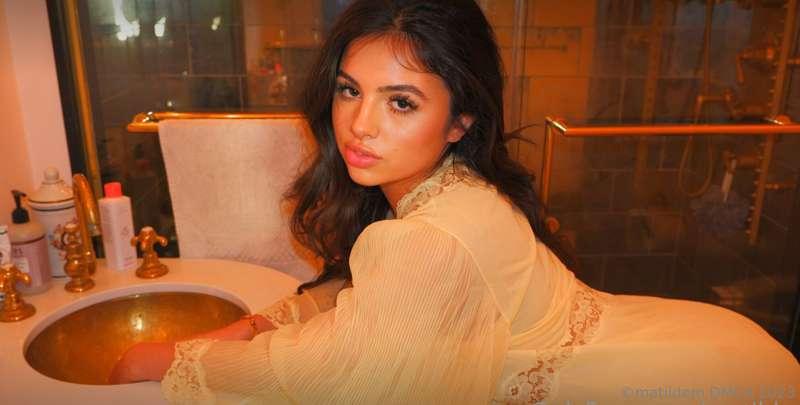 ur goddess 👑✨