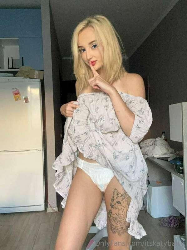 Is this one of your kinks love? 👿 Let's get naughty now. DM ..