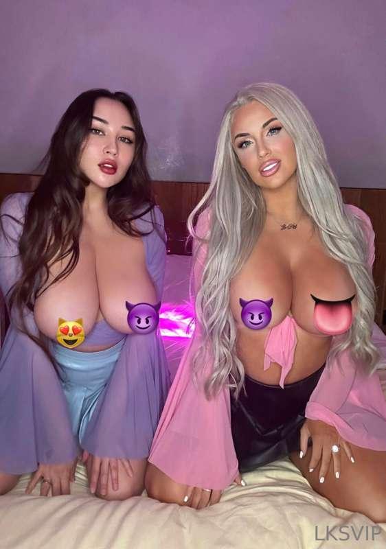 I met up with this hot foreign girl in my hotel in Toronto &..