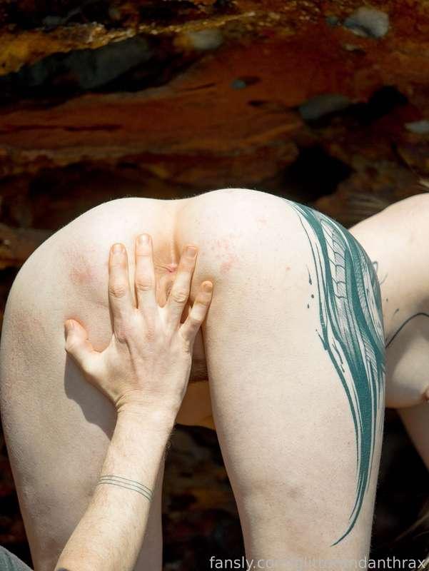 glitterandanthrax image #4