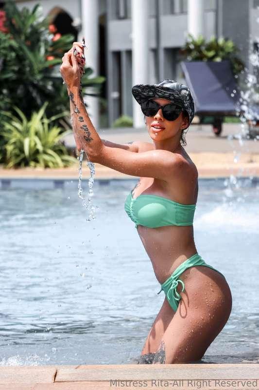 dominatrixrita image #0