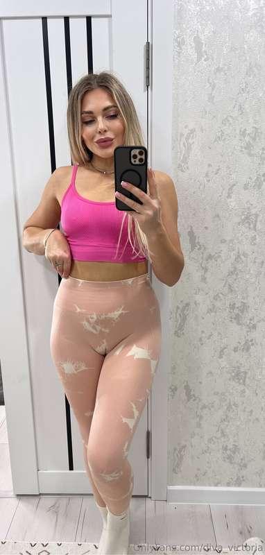 hmm... do you like this 💋CROTCH?