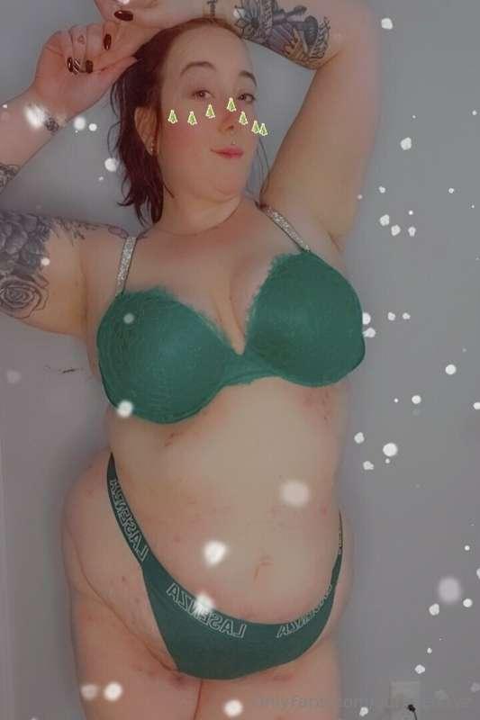 Have you been naughty? Or nice? 😘🎄