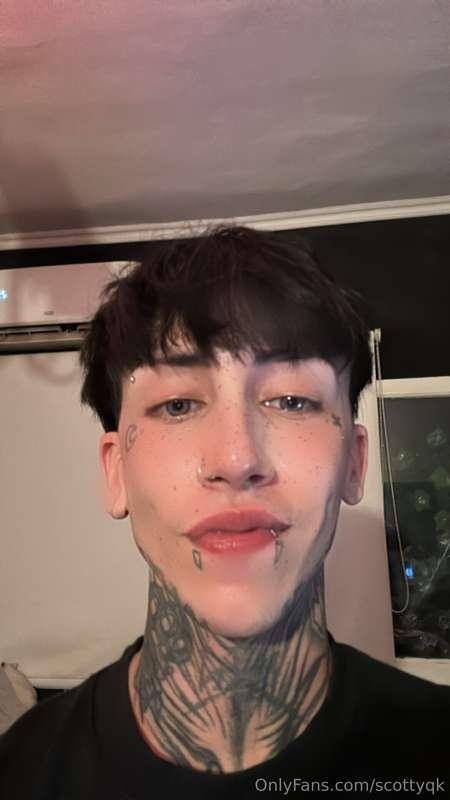 New assplay videos on your DMs 