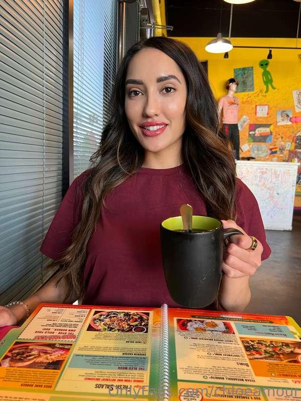 Anyone want to buy me breakfast to go with my coffee? 😋