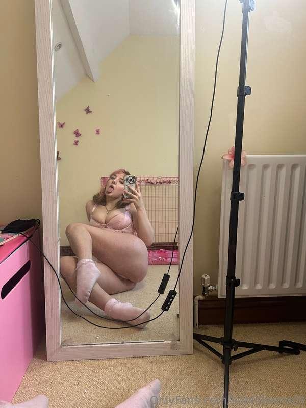 sunfl0werdoll image #1