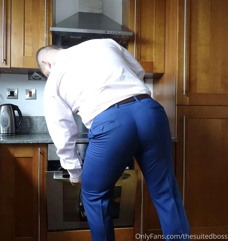 thesuitedboss image #4