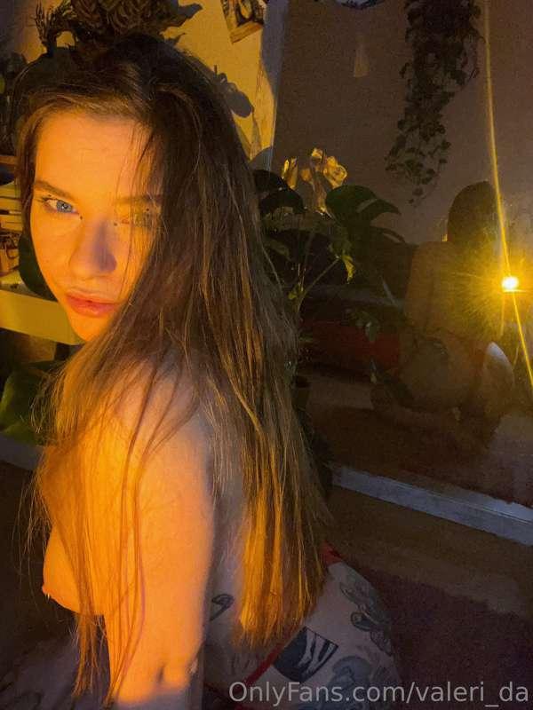 Як я собі подобаюсь у цій білизні 🤤🥰