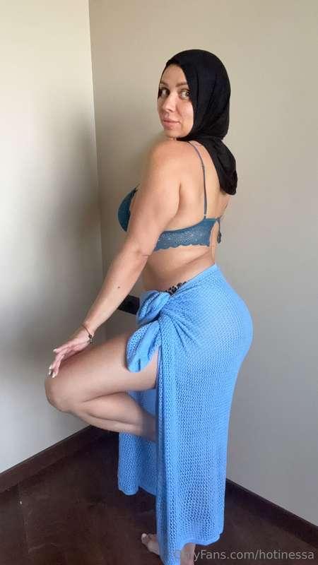 How do you like my outfit?