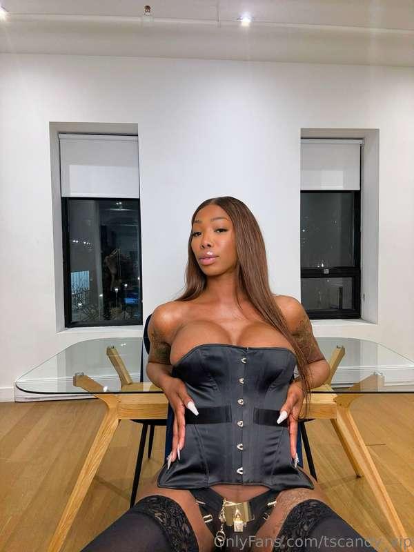 How about you drain your balls in me😈💦