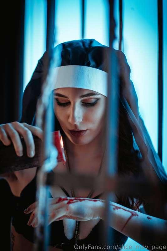 When sanctuary encounters temptation - I'm in an image that ..