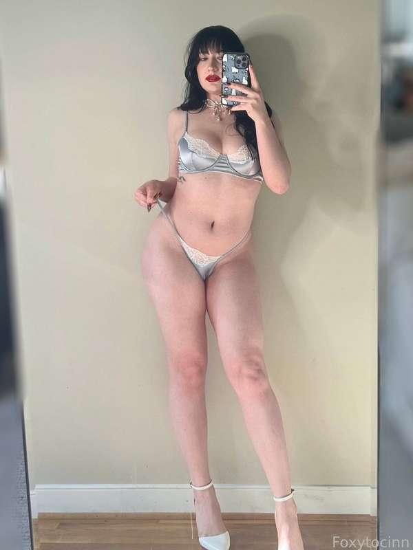 foxytocinn image #1