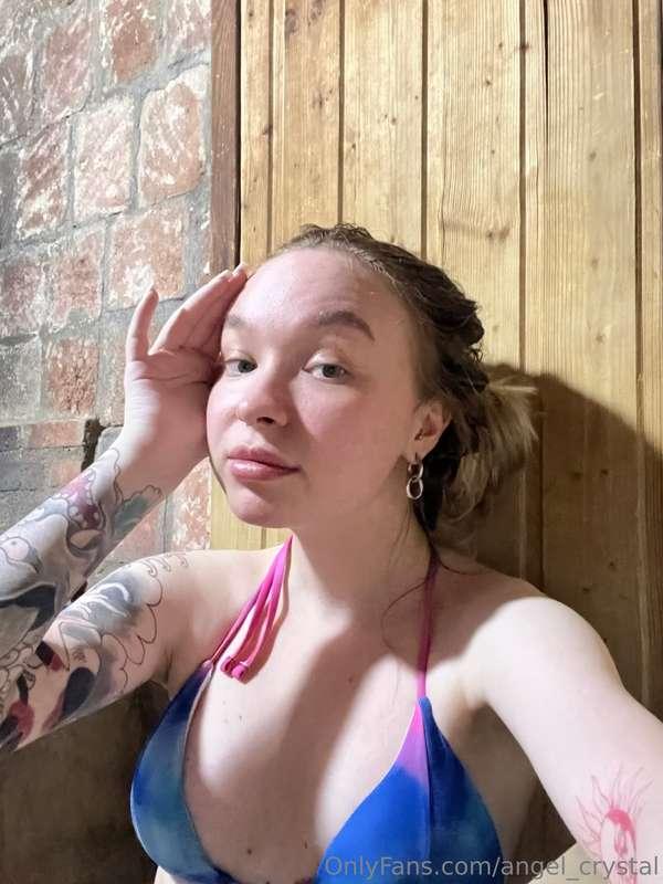 I recently decided to treat myself to a bathhouse 💕 I love h..