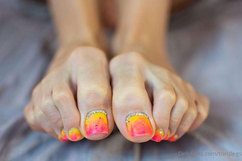 torislegs image #11