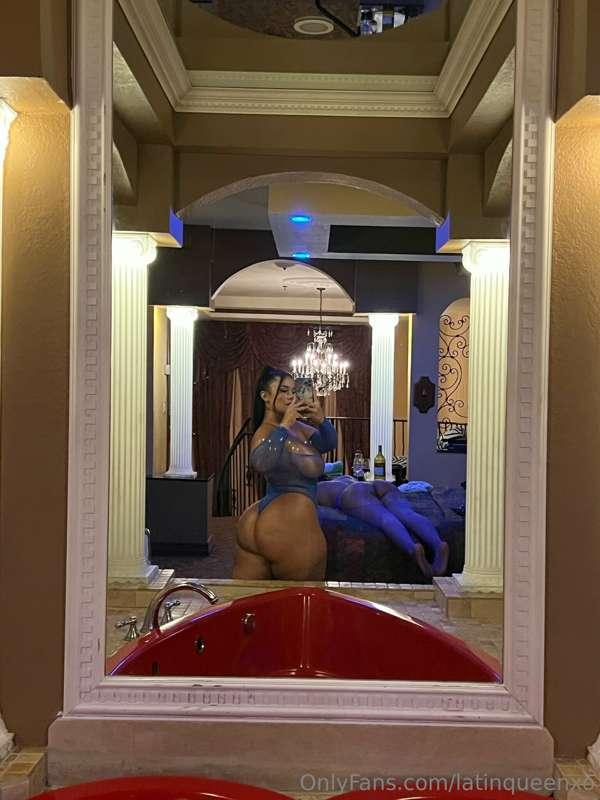 You joining me in the tub or no?😉