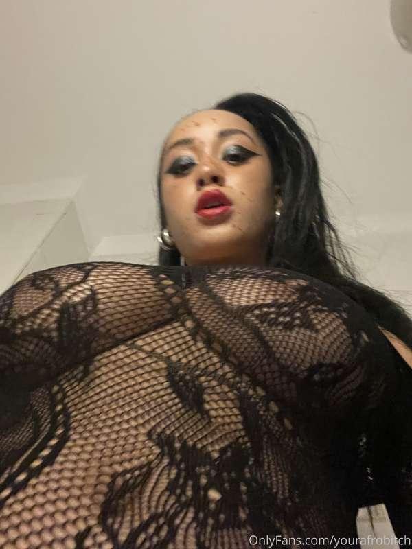 Did u miss me? 🖤