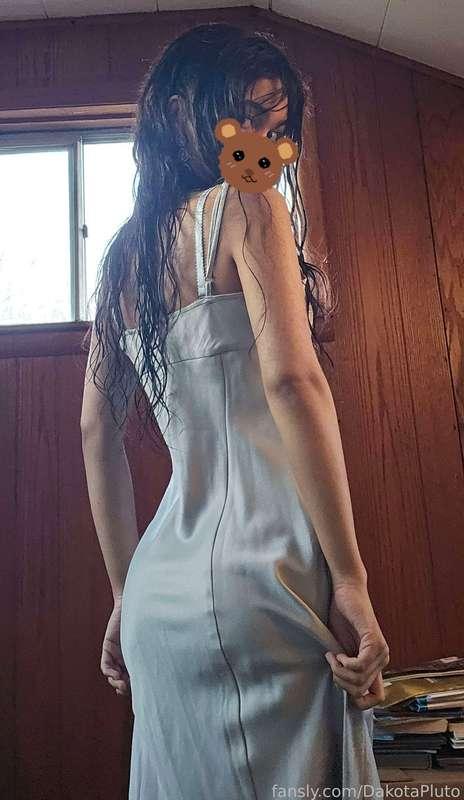 You like how it looks on me? but I bet you'd like to see what's underneath 😘

#fyp #petite #cute #teen #biracial #skinny #tiny #dress 
