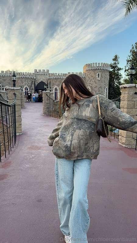 just a princess and her castle 😜👑