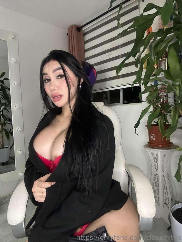 cloewhitex main image