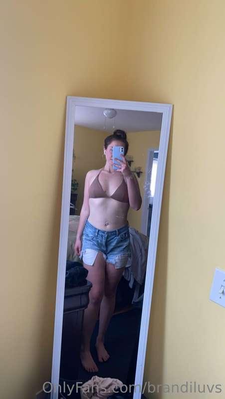 I'm feeling sexy rn daddy! DM me 😋