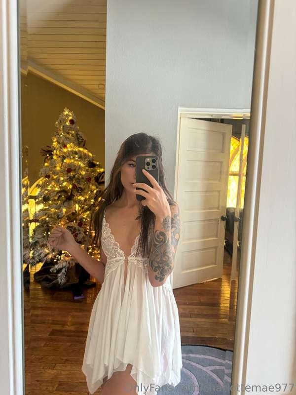do u like the dress? 