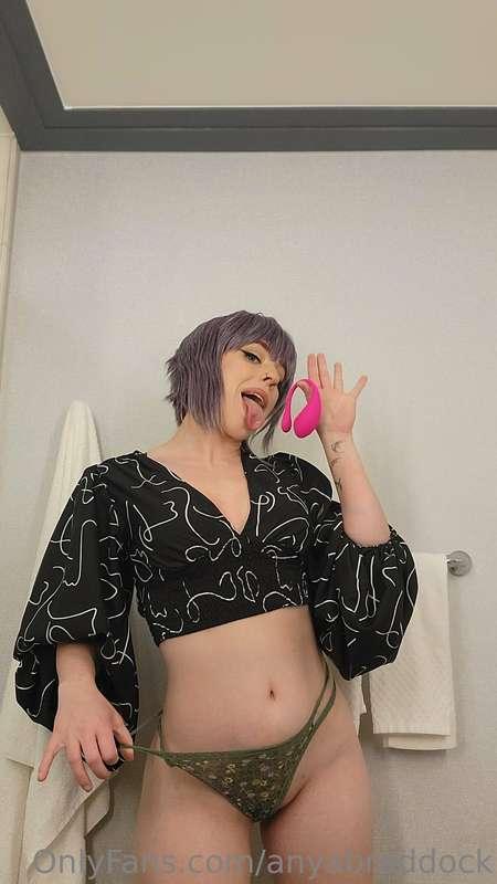 I told you guys I would get you that anal content in your in..