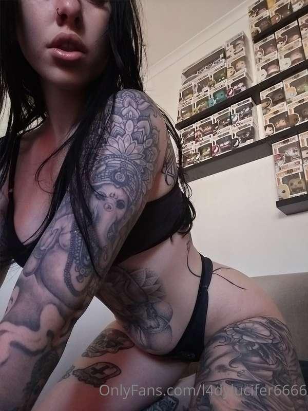 Once you get the freebie post to 50 likes you will get a fre..