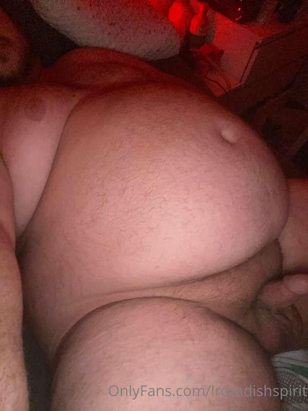 It’s getting hard to take good nudes at my size but this one..